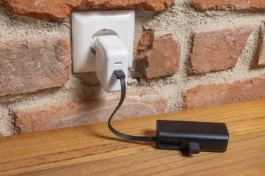 Logotrade Firmengeschenke das Foto: Powerlink 3000mah iOS-Connector Powerbank aus RCS rPlastic